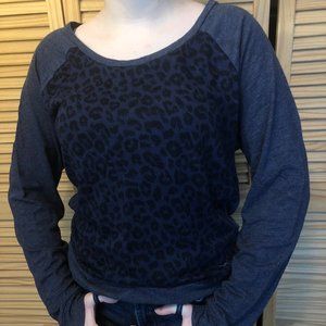Cheetah print long sleeve tee